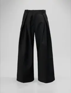 Chikashitsu + double tuck balloon slacks