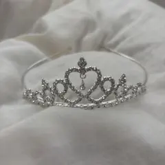 シルバー ハート型 ティアラ