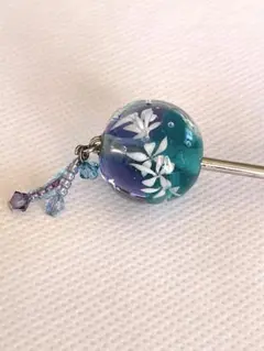 青紫の花模様ヘアアクセサリー