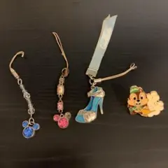 ディズニーの携帯ストラップ等4点セット (値引き、配送方法、同梱等要相談)