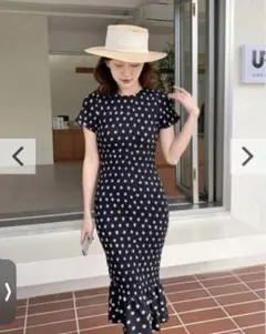 バースデーバッシュ完売品　花柄ワンピースのサムネイル
