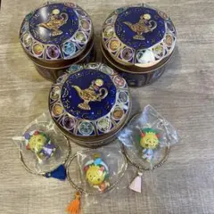 新品コジコジ青山デカーボ ランプ缶2缶 フィギュア3個シール、チャーム
