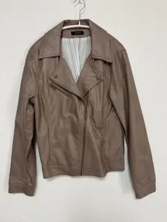 Item thumbnail for item 6ca23a21-9e1f-4150-ad6b-a59db37e12be