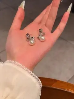 No.59 リボンデザイン パール付きピアス