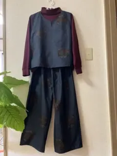 ハンドメイド　大島紬着物リメイク ベストとワイドパンツ