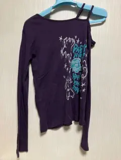 PEACE NOWオフショル風長袖Tシャツオフショルダー紫色エヴィちゃんオバケのサムネイル
