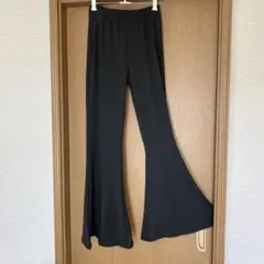 ブラックフレアパンツ ゴムウエスト
