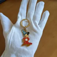 ディズニー　ミッキーマウス 　チャーム キーホルダー