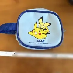 ANAノベルティ　ピカチュウポーチ