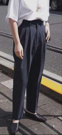 エトレ東京　サルエルデニムハイウェストタックパンツお値下げしました