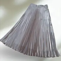 【日本製・美品】ミッシェルクラン 繊細プリーツロングスカート グレージュ