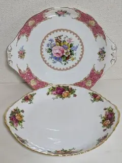 希少品　ヴィンテージ品　イギリス製　ロイヤルアルバート　プレート2枚セットのサムネイル