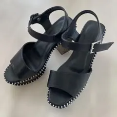 Elvis Luce ブラックサンダル ヒール10cm Mサイズのサムネイル