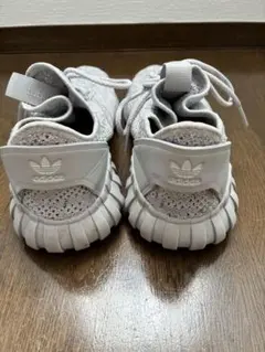 adidas Tubular Doom Primeknit スニーカーのサムネイル