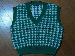 ニットベスト