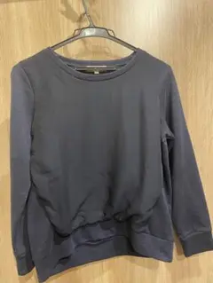 HushHush ネイビー トレーナー サイズ2