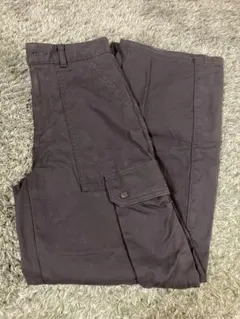 GU バレルレッグカーゴパンツ Sサイズ ダークグレー