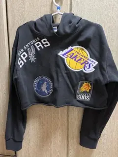 ✨NBA✨　チーム　刺繍ロゴ　スウェット　ショートパーカー　PAGEBOYのサムネイル