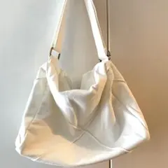 新品⭐︎白バッグ