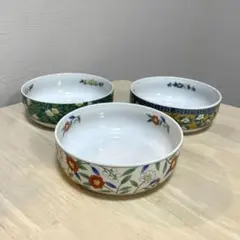 作者不明 小皿 金彩草花紋 五客 B 無傷 銘あり 箱無。 - メルカリ