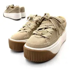 《未使用品》UGG アグ 厚底 スニーカー プラットフォーム スエード ベージュのサムネイル