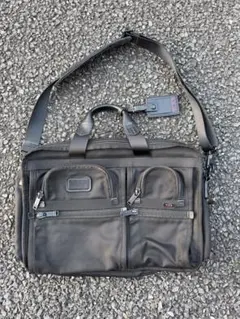 TUMI Alpha 26110L2 2WAY ブリーフケース 希少オリーブ色 TUMI Alpha 26110L2 2WAY ブリーフケース 希少オリーブ色 - メルカリ