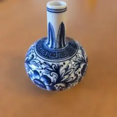 青白磁 花瓶 一輪挿し