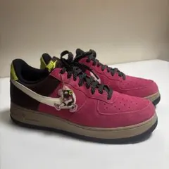 ナイキ ピンク スエード スニーカー