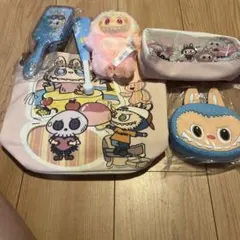 ラブブぬいぐるみとグッズセット