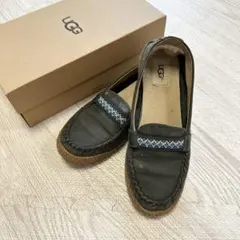 【美品】UGG モカシン