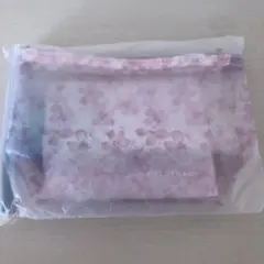 ジルスチュアート　ノベルティ　クリアポーチ