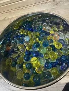 Item thumbnail for item d4160f4b-4ae4-4771-a676-35cc957ebf40