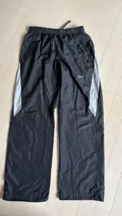 NIKE シャカパン