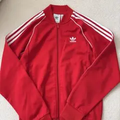 adidas トラックジャケット 赤