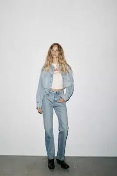 今季TRFストレートハイウエストジーンズ