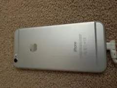 iPhone 16ギガ シルバー バッテリー最大容量100%