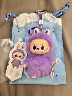 POPMART イニシャルラブブ　T