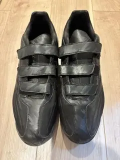 adidas シューズ