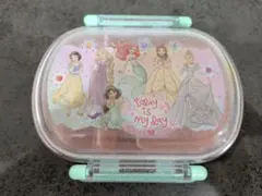 Item thumbnail for item 40260ca2-f03a-4e48-8214-17b62b65040a