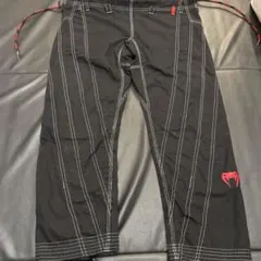 Venum スネークロゴ 格闘技 パンツ L - メルカリ