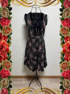 【axes femme】ローズ柄ストライプ 編み上げ ティアードワンピース