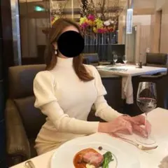 パフスリーブ　リブタイトワンピース