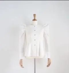 girlish St.ceciliaパフスリーブブラウス ホワイト　size36のサムネイル