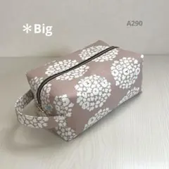 ハンドメイド＊BOXポーチ＊持ち手付き＊大きめ＊淡いブラウン＊ポップコーン犬柄