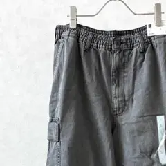 GU デニムスーパーワイド カーゴパンツ ウエスト紐付き 裾 ドロスト 大きめ