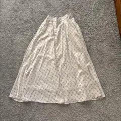 高級感ある艶♡綺麗に揺れる美シルエット！フレアギャザースカート