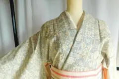 ９２　婦人用　大島の着物　裏地に難多し