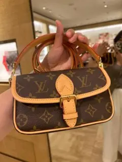 Louis Vuitton ショルダーバッグ 小型