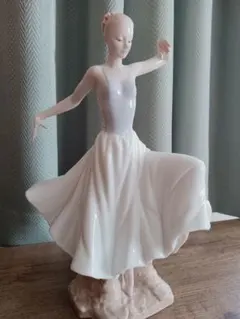 リヤドロ 5467 五月の花 フィギュリン 置物 陶器人形 女の子 5月