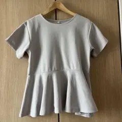 美品　cocaペプラム 半袖 Tシャツ ライトグレー Mサイズのサムネイル